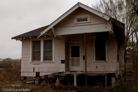 "Abandoned House" © David Bahn "Abandoned House" © David Bahn